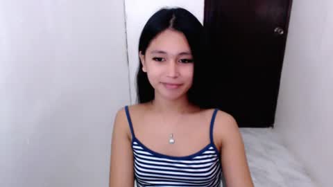 Snapshot of love_jessi chatting on 05.31.26 love_jessi online show from 05.31.26