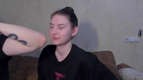 Snapshot of love_lina_muuur chatting on 02.23.26 LINA online show from 02.23.26