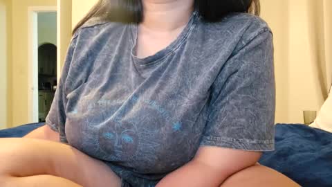 Raquel Love online show from 09.23.25