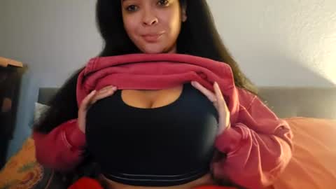 Raquel Love online show from 07.01.26