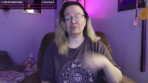 love_you_julia online show from 11.05.25