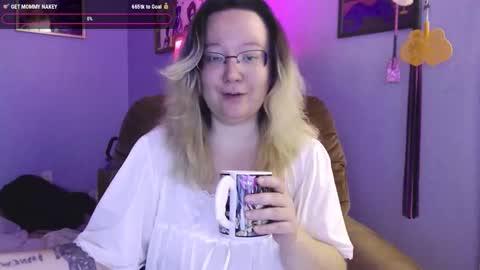 love_you_julia online show from 11.25.25