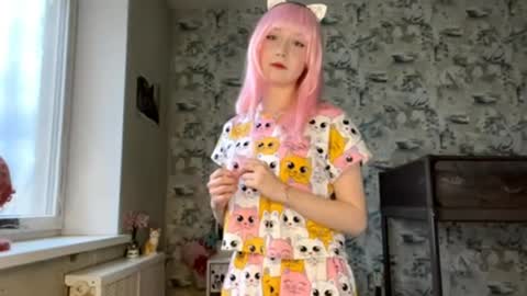 Snapshot of love_you_kim chatting on 04.04.26 Kim online show from 04.04.26