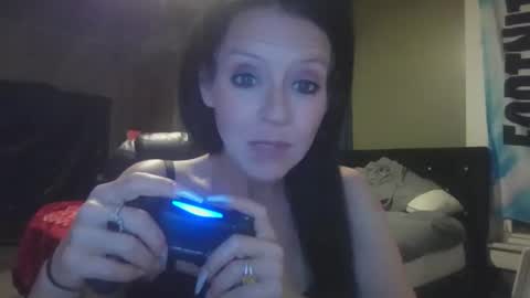 Snapshot of loveashlii chatting on 05.29.26 loveashlii online show from 05.29.26