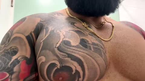 loveathickbitch online show from 09.21.25