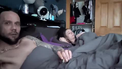 lovecoupleqc online show from 04.12.26