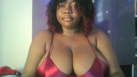 Snapshot of lovecumsluttie chatting on 05.02.26 mila online show from 05.02.26