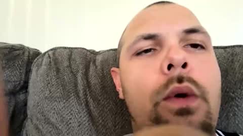 Snapshot of lovecurve_ chatting on 10.21.25 lovecurve_ online show from 10.21.25