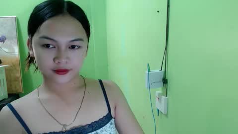 Snapshot of lovee_gelly chatting on 11.15.25 Gelly online show from 11.15.25