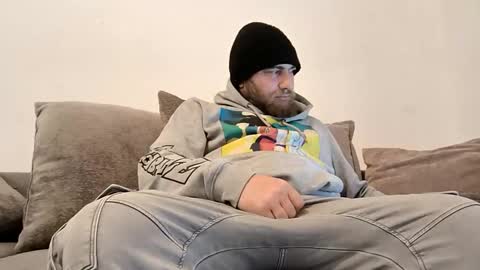 Snapshot of loveepussy59 chatting on 12.19.24 Free spirit online show from 12.19.24