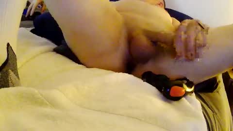 SuperFreak online show from 11.03.25