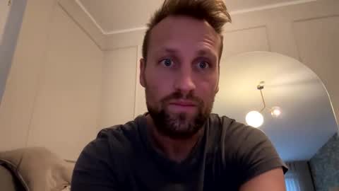 Snapshot of lovefuesse chatting on 11.14.25 lovefuesse online show from 11.14.25