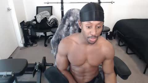 Snapshot of loveleexd21 chatting on 10.28.25 loveleexd21 online show from 10.28.25