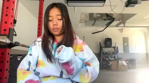 Snapshot of lovellly_ chatting on 01.17.25 Love online show from 01.17.25