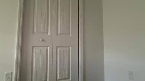 Snapshot of lovellly_ chatting on 11.17.25 Love online show from 11.17.25