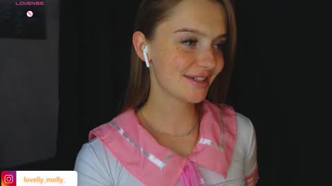 Molly online show from 11.09.25