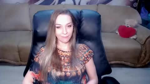 Snapshot of lovellymalina chatting on 06.09.26 private open online show from 06.09.26