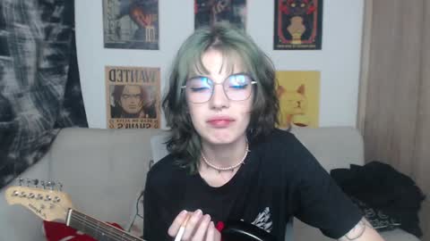 Cassie online show from 02.07.25