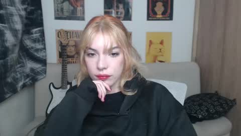 Cassie online show from 03.06.25