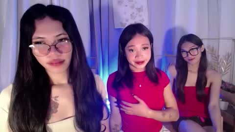 lovely_lianne online show from 03.12.26