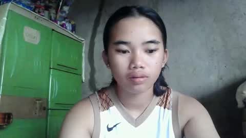 Snapshot of lovely_marie572336 chatting on 05.05.26 lovely_marie572336 online show from 05.05.26
