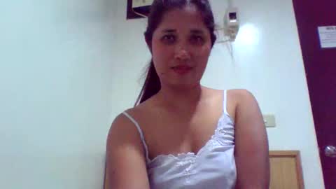 Snapshot of lovely_rosex chatting on 02.10.25 lynskie online show from 02.10.25