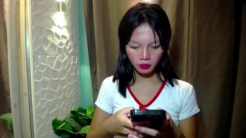 Snapshot of lovely_thea_xoxo chatting on 04.20.26 Thea online show from 04.20.26