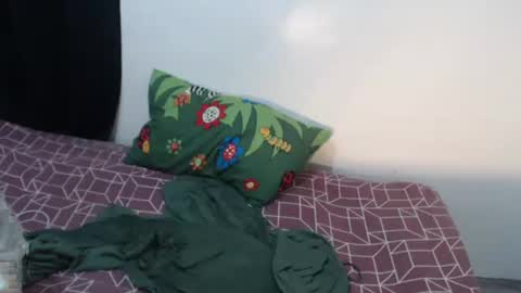 Snapshot of lovely_tourguide chatting on 11.22.25 Axel online show from 11.22.25