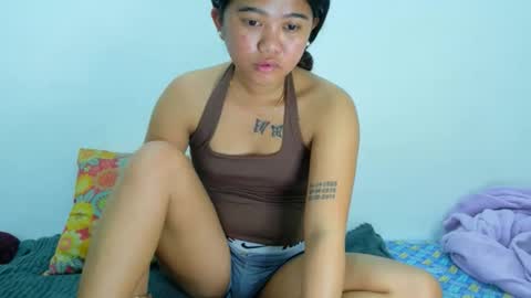 lovelyasian_babe online show from 01.13.26