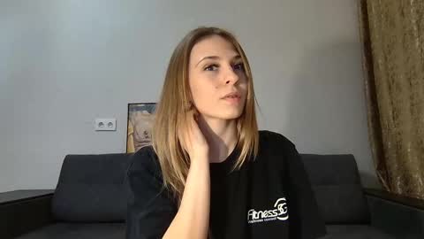 Kate only online show from 02.14.25