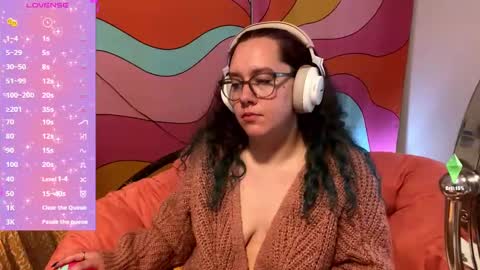 Snapshot of lovelylilithxo chatting on 12.29.24 Lilith online show from 12.29.24