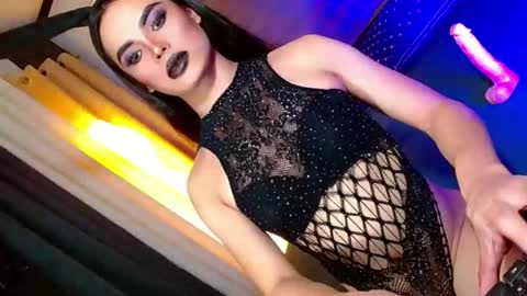 Snapshot of lovelymiss_shyna11 chatting on 05.14.26 lovelymiss_shyna11 online show from 05.14.26