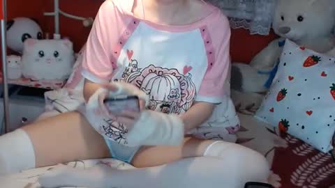   Lisa Cherry  online show from 02.20.25