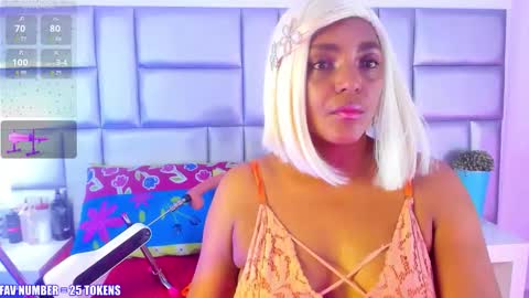 Snapshot of lovelynickyy chatting on 11.13.25 Nicky online show from 11.13.25