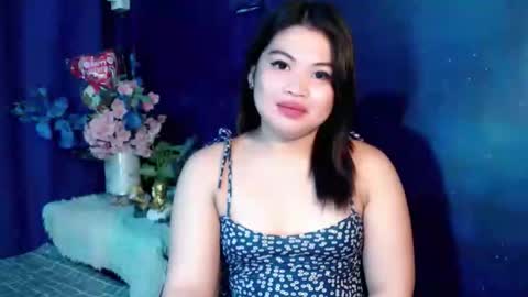 Snapshot of lovelyrhean chatting on 09.28.25 Rhean online show from 09.28.25