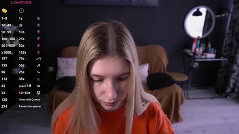 Anna online show from 02.12.26