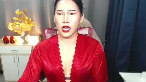 STWEET LINA online show from 02.02.25