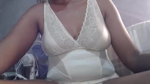 miss fancy louis online show from 09.30.25