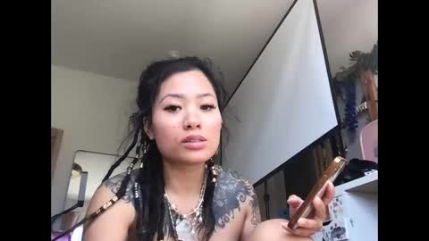 Snapshot of lovelyxmacii chatting on 04.05.26 lovelyxmacii online show from 04.05.26