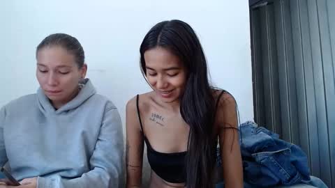 Snapshot of lovemich2024 chatting on 11.22.25 lovemich2024 online show from 11.22.25