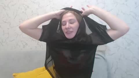 Mary Love online show from 02.02.25