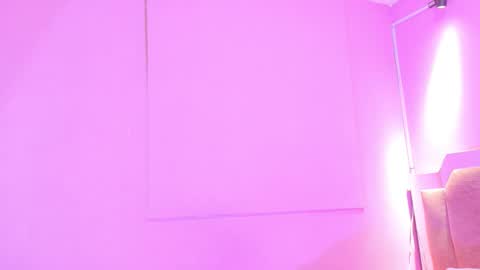 Snapshot of lovequeen02 chatting on 03.01.26 L O V E online show from 03.01.26