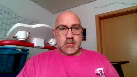 lover010983 online show from 10.20.25