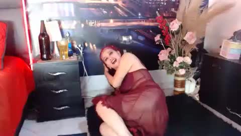 Snapshot of lover_mature2 chatting on 02.26.25 Mature lover2 online show from 02.26.25