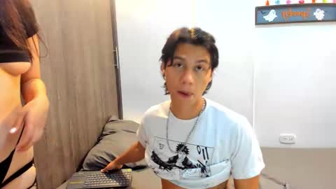 Lovers Clover X online show from 09.20.25