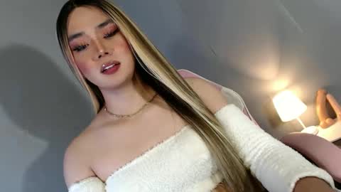 lovers moon22 online show from 12.16.24