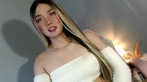 lovers moon22 online show from 01.08.25