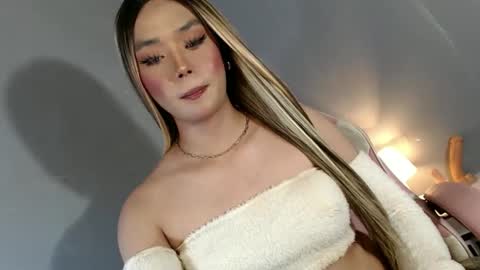 lovers moon22 online show from 01.14.25