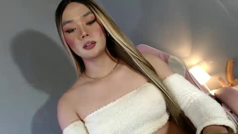 lovers moon22 online show from 01.14.25