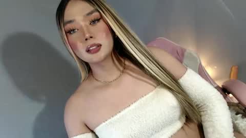 lovers moon22 online show from 01.21.25